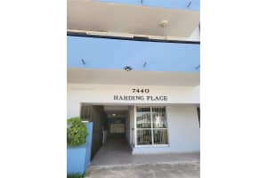 7440 Harding Ave 302, Miami Beach