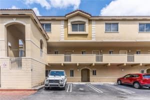 7989 Nw 8th St 110, Miami