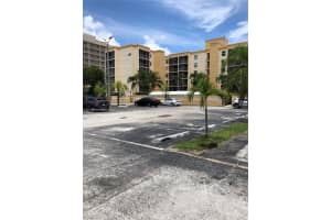 2935 Ne 163rd St 3g, North Miami Beach