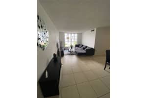 210 Sw 11th St 501, Miami 210 Sw 11th St 501, Miami