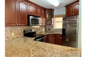 1750 W 46th St 411, Hialeah 1750 W 46th St 411, Hialeah