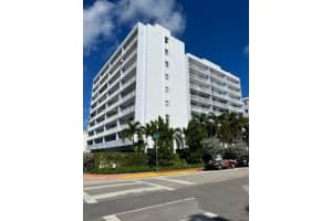 1045 W 10th St 204, Miami Beach