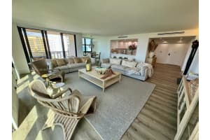 1121 Crandon Blvd E1001, Key Biscayne