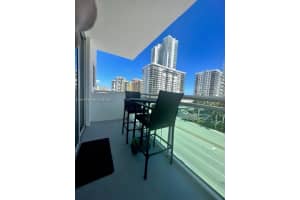 3000 S Ocean Dr 422, Hollywood