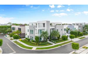 6820 Nw 104th Ct, Doral