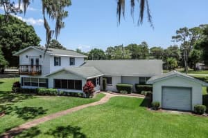 1608 Lake Clay Drive, Lake Placid