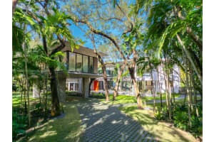 5245 Oak Lane, Coral Gables