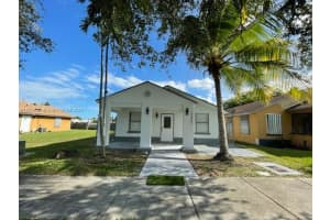 12220 Sw 203rd St, Miami 12220 Sw 203rd St, Miami