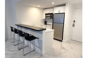 2129 Washington Ave 104, Miami Beach