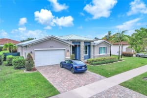 10450 Ranchette Dr, Cooper City