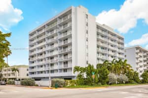 1045 10th St 605, Miami Beach
