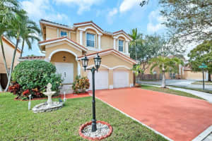 6262 Sw 157th Pl, Miami