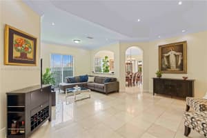 4891 Nw 112th Ct, Doral