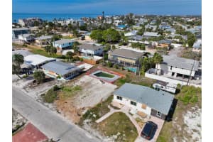 161 Hibiscus Dr, Fort Myers