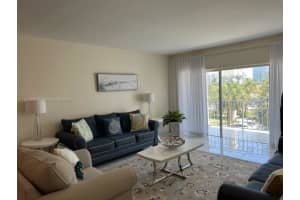 300 Bayview Dr 207, Sunny Isles Beach