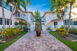 9260 Bay Harbor Ter 21, Bay Harbor Islands