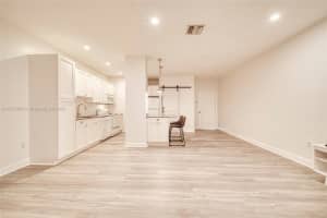 2734 Bird Ave 213, Miami 2734 Bird Ave 213, Miami