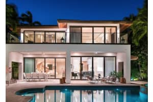 401 E Rivo Alto Dr, Miami Beach