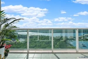 100 Bayview Dr 1418, Sunny Isles Beach