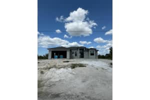 122 Nw 18th Pl, Cape Coral