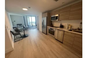 121 Ne 34th St 2014, Miami