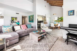 50 Ocean Lane Dr 207, Key Biscayne