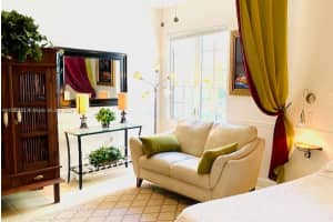 530 Ocean Dr 101, Miami Beach 530 Ocean Dr 101, Miami Beach