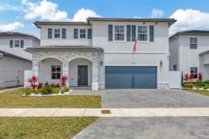 12743 Sw 215th Ter, Miami