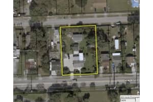 2647 Nw 87th St, Miami