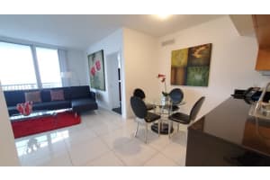1750 N Bayshore Dr 3615, Miami