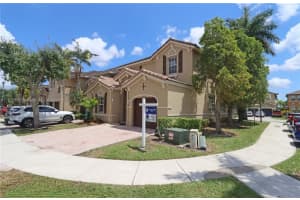 15336 Sw 9th Way -, Miami 15336 Sw 9th Way -, Miami