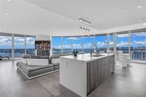488 Ne 18th St 3912, Miami