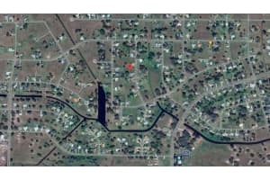 508 Cherry Tree, Sebring