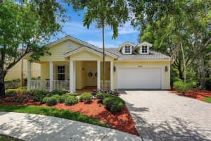 6932 S Lakeside Cir S, Davie