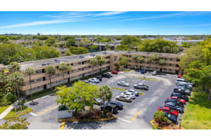 8415 Sw 107th Ave 335w, Miami