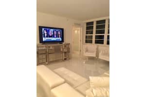 100 Lincoln Rd 711, Miami Beach 100 Lincoln Rd 711, Miami Beach