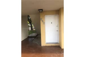 8850 Fontainebleau Blvd 101, Miami