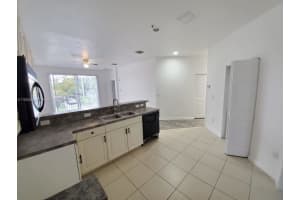 1945 Marsh Harbor Dr 1945, Riviera Beach