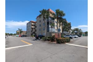 404 Nw 68th Ave 513, Plantation