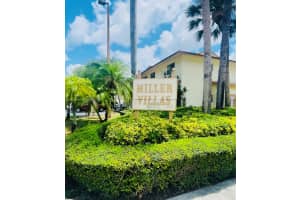 6475 Sw 129th Pl 403-4, Miami