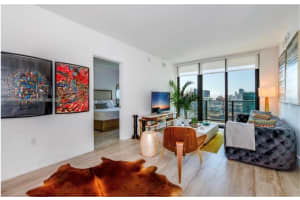 121 Ne 34th St 2402, Miami