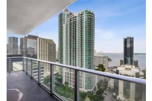 1010 Brickell Ave 2201, Miami