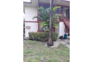 2066 Nw 43rd Ter 3, Lauderhill