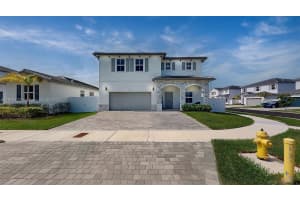 12723 Sw 213th St, Miami