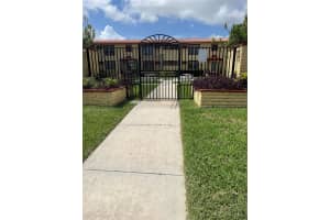 617 Sw 11th St 14e, Miami