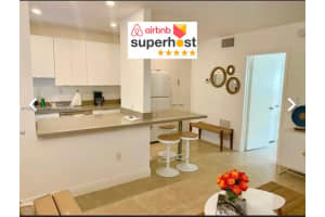 100 Sunrise Dr 24, Key Biscayne