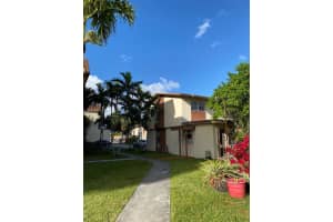 20 Sw 108th Ave F7, Sweetwater