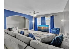 1020 Nw 48th Pl, Deerfield Beach