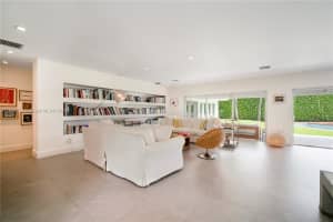 861 Harbor Dr, Key Biscayne