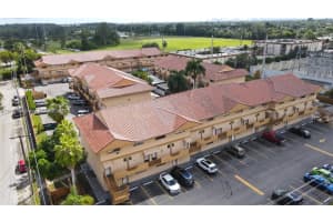 240 W 68th St 205, Hialeah 240 W 68th St 205, Hialeah